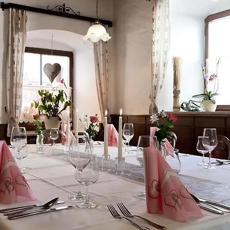 Hotel Am Markt Greding